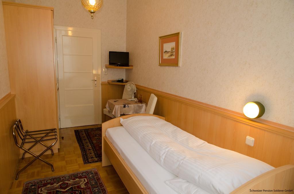 Schweizer Pension Solderer Viena Cameră foto